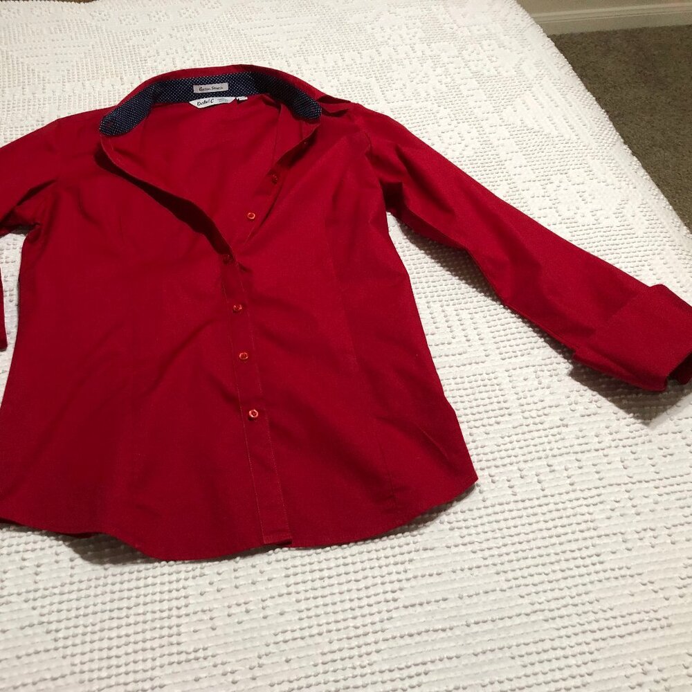 women's blouse - Picture 2 of 8